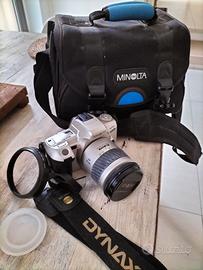 Macchina fotografica Minolta 404Si Dynax