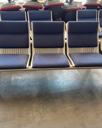 Sedie /panca d’attesa