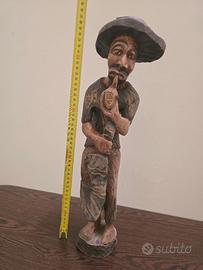 Statua in legno uomo con cappello