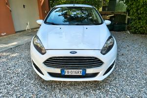 Ford Fiesta 01/2016