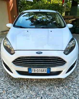 Ford Fiesta 01/2016