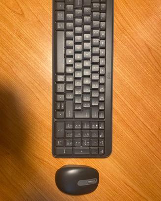 Set Wireless Logitech (Logi) - Tastiera, mouse