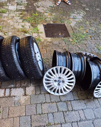 4 gomme Michelin Alpin Inver 175-65 R14  82T