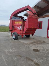 Impagliatrice Supertino