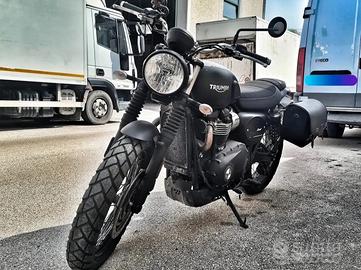 Triumph Street scrambler 900 cc