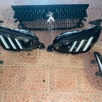 Fanali e griglia pegout 208 2008 gt line