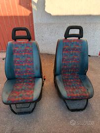 sedili Y10 