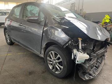 Toyota Yaris 1.0 2020 sinistrata