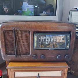 Radio d’epoca Allocchio Bacchini