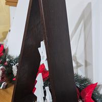 albero in legno con babbo natale