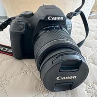 Macchina fotografica Canon 2000D nera