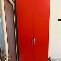 Armadio moderno rosso