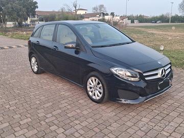 mercedes classe b 180D neo patentati 