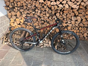 mountain bike scott biammortizzata