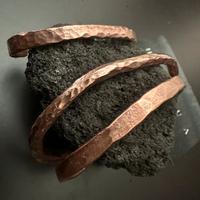 Bracciale in rame -lavorazione artigianale -natura