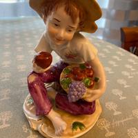 Statuina in porcellana