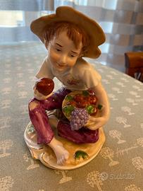 Statuina in porcellana