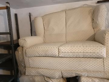 SOFA' E POLTRONA