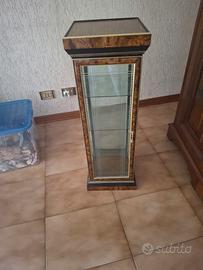 vetrinetta  porta oggetti 