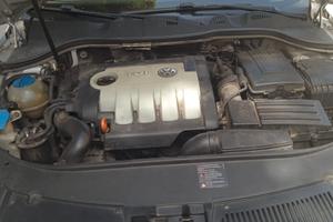 Volkswagen Passat 1.9 TDI (BKC) | Tetto Nuovo + Na