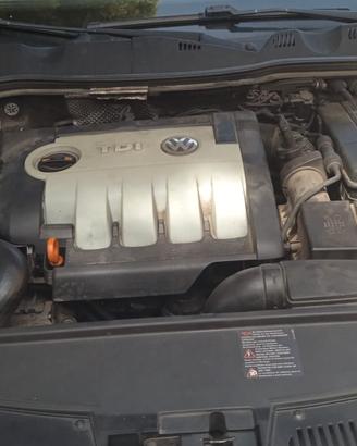 Volkswagen Passat 1.9 TDI (BKC) | Tetto Nuovo + Na