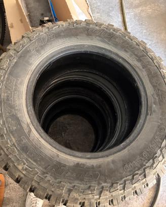 4 gomme per fuoristrada