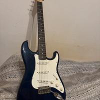 Chitarra elettrica EKO S300 per principianti