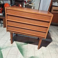 Cassettiera vintage Design danese 