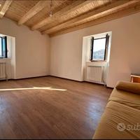 Villa indipendente con terreno di 24,000 mq Bed &