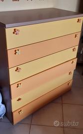 Cassettiera, Letto e lampadario Colombini