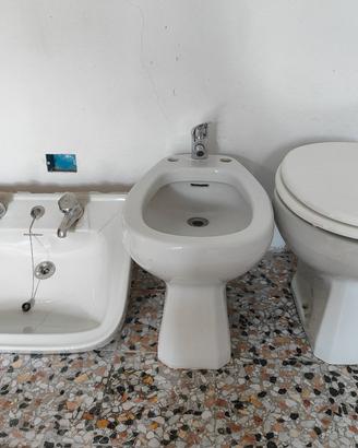 lavabo, bidet e WC porcellana 