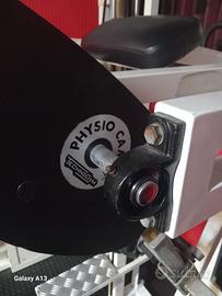 macchinario per glutei da palestra tecnogym