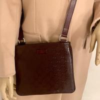 Borsa a tracolla con logo di Gucci