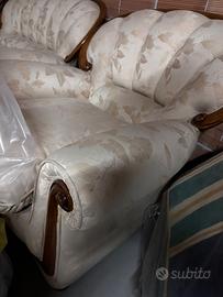 Salotto Mastro Cappellini in damasco +divano pelle