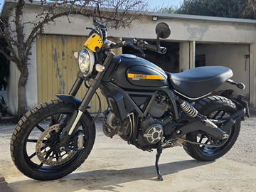 Ducati scrambler 800 full throttle