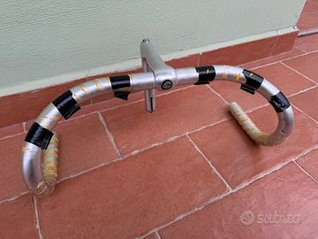 Attacco manubrio cinelli con piega criterium