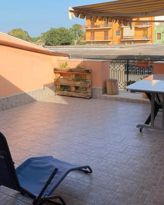 Appartamentino con terrazzo e balcone