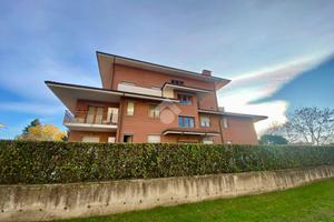 4 LOCALI A CASTELLAMONTE