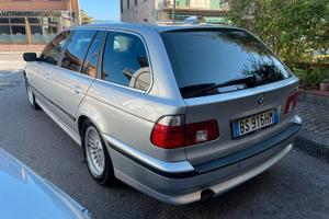 auto  BMW touring