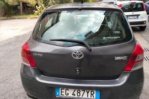  Toyota Yaris 1400 turbo diesel 