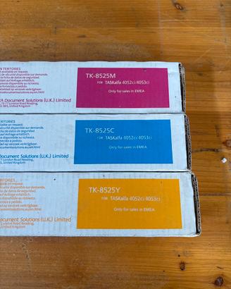Toner originali nuovi Kyocera TK 8525 sigillati
