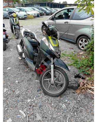 A Motore completo Honda (ciclomotori) Sh 300 2010