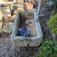 Pila in pietra antica