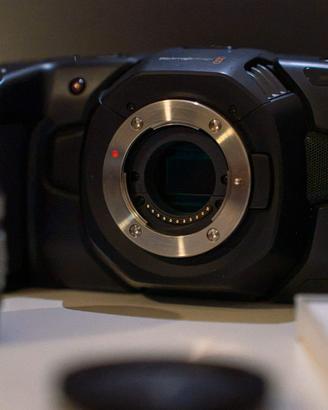 Blackmagic Pocket Cinema Camera 4K + 2 obiettivi