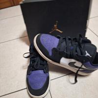 Nike Air Jordan Low 37,5 Viola