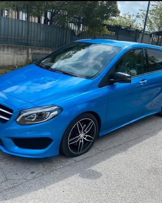 Mercedes b220 AMG