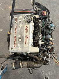 Motore Alfa Romeo 147 1.6 Benz. (AR32104)