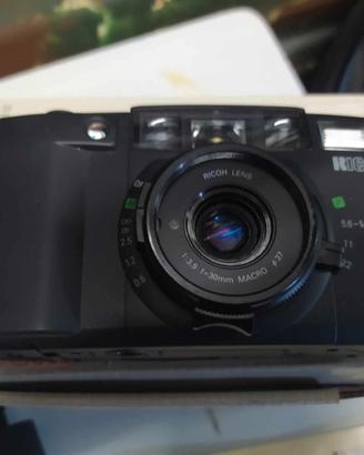 macchina fotografica RICHO 35 R