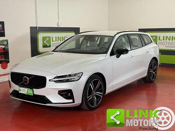 VOLVO V60 B4 (d) aut Ultimate Dark 19" IVA ESP.