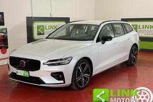 VOLVO V60 B4 (d) aut Ultimate Dark 19" IVA ESP.